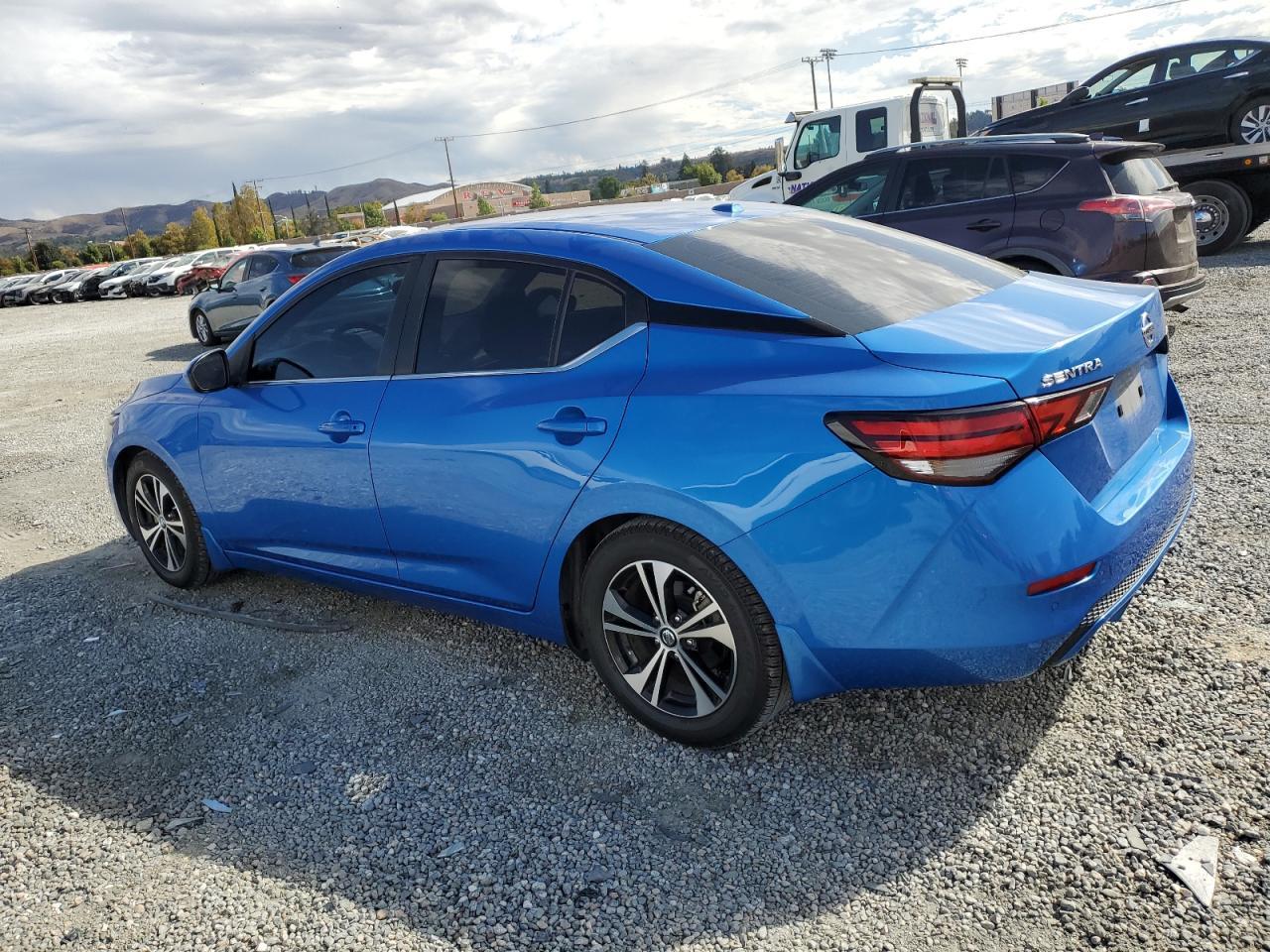 2022 Nissan Sentra Sv - Image 2