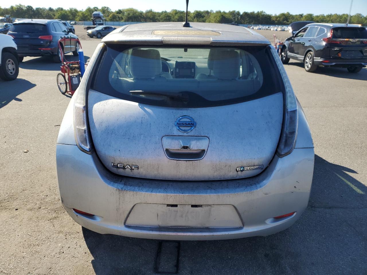 2012 Nissan Leaf Sv - Фото 6