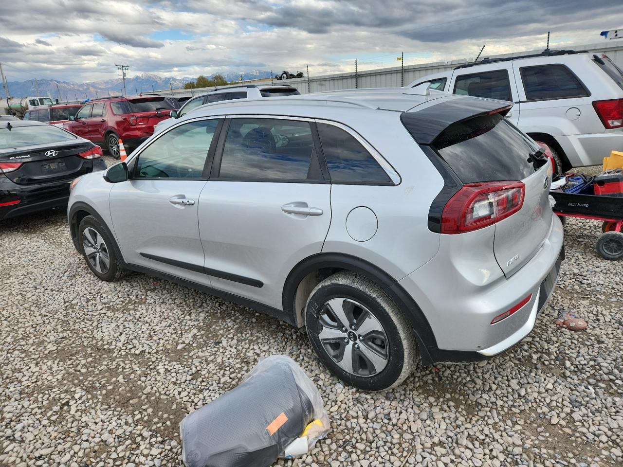 2017 Kia Niro Fe - Фото 2