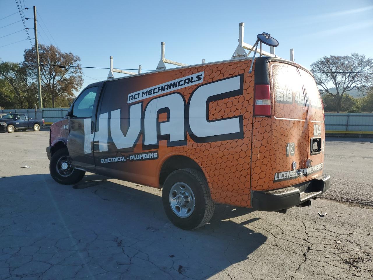 2012 Chevrolet Express G3500 - Фото 2