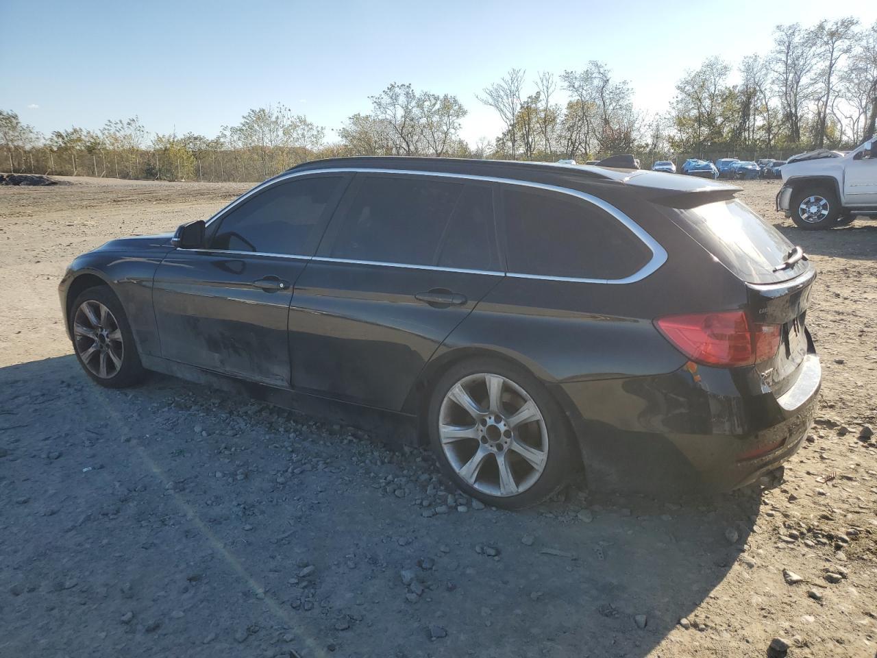 2015 BMW 328 Xi - Фото 2