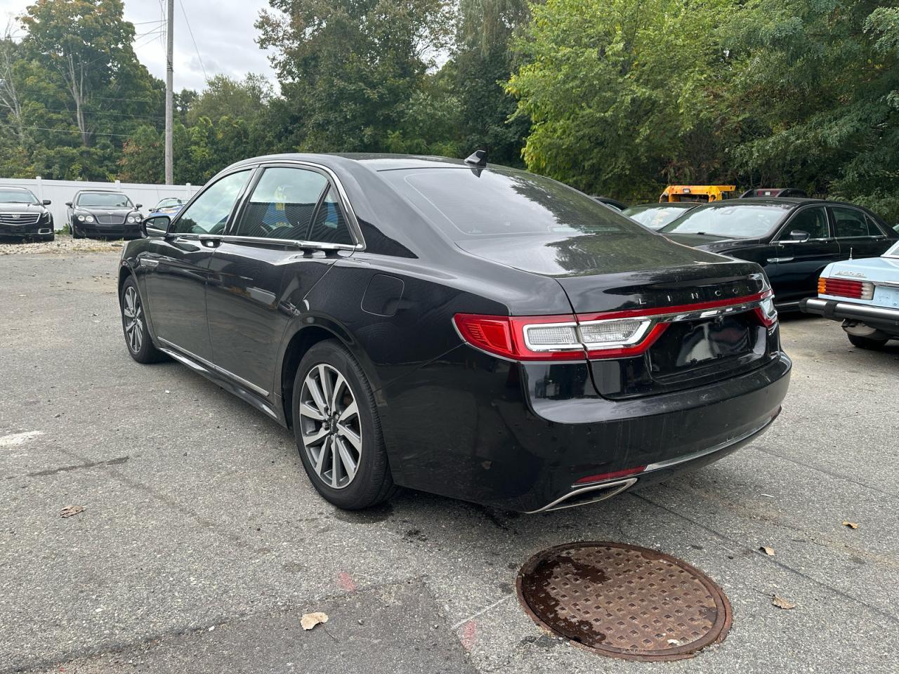2018 Lincoln Continental - Фото 3
