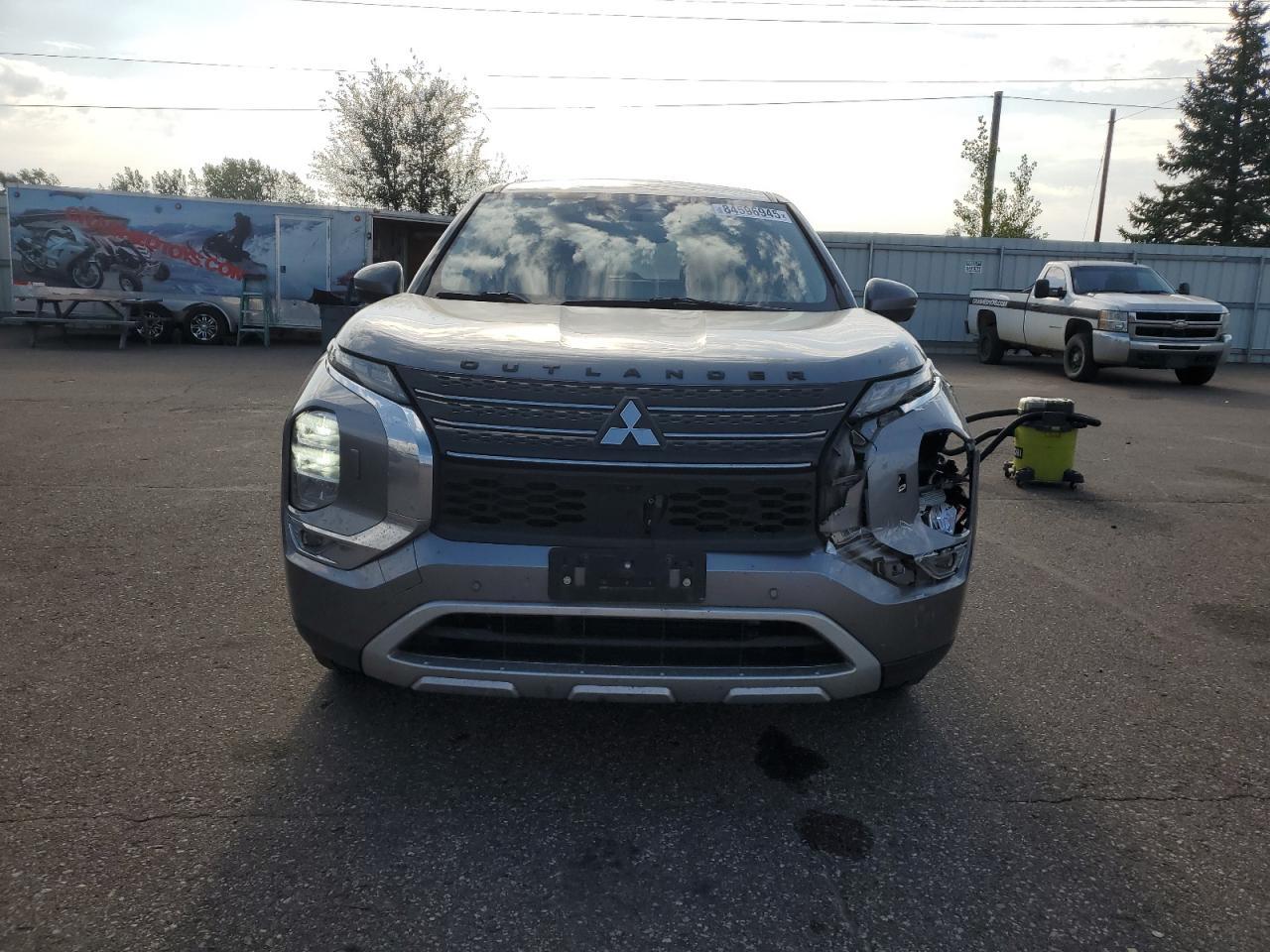 2022 Mitsubishi Outlander Se - Фото 5