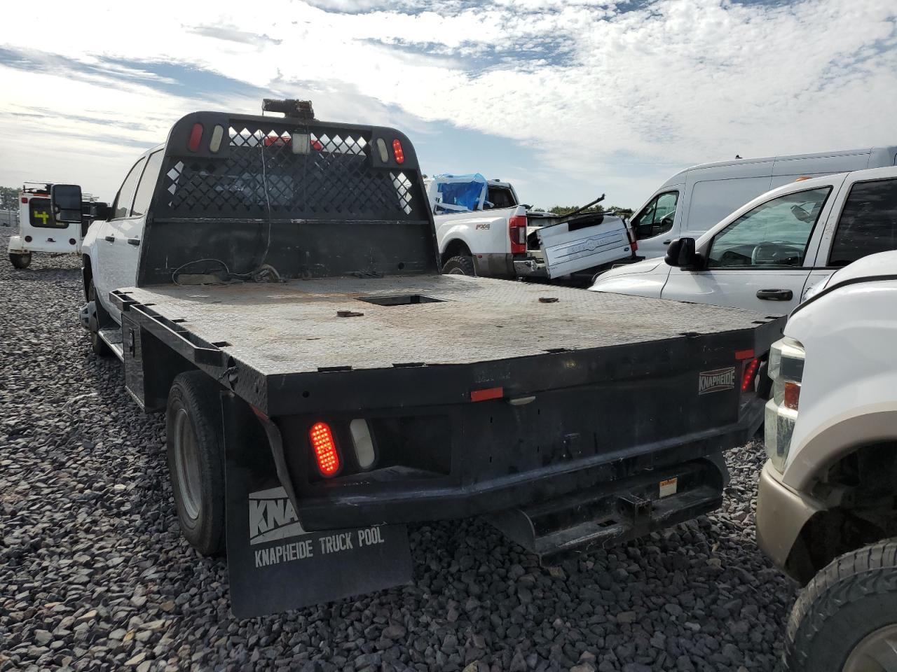 2015 Chevrolet Silverado K3500 - Image 6