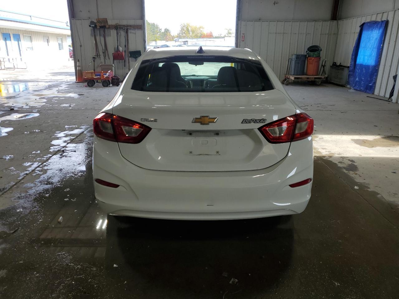 2018 Chevrolet Cruze Ls - Фото 6