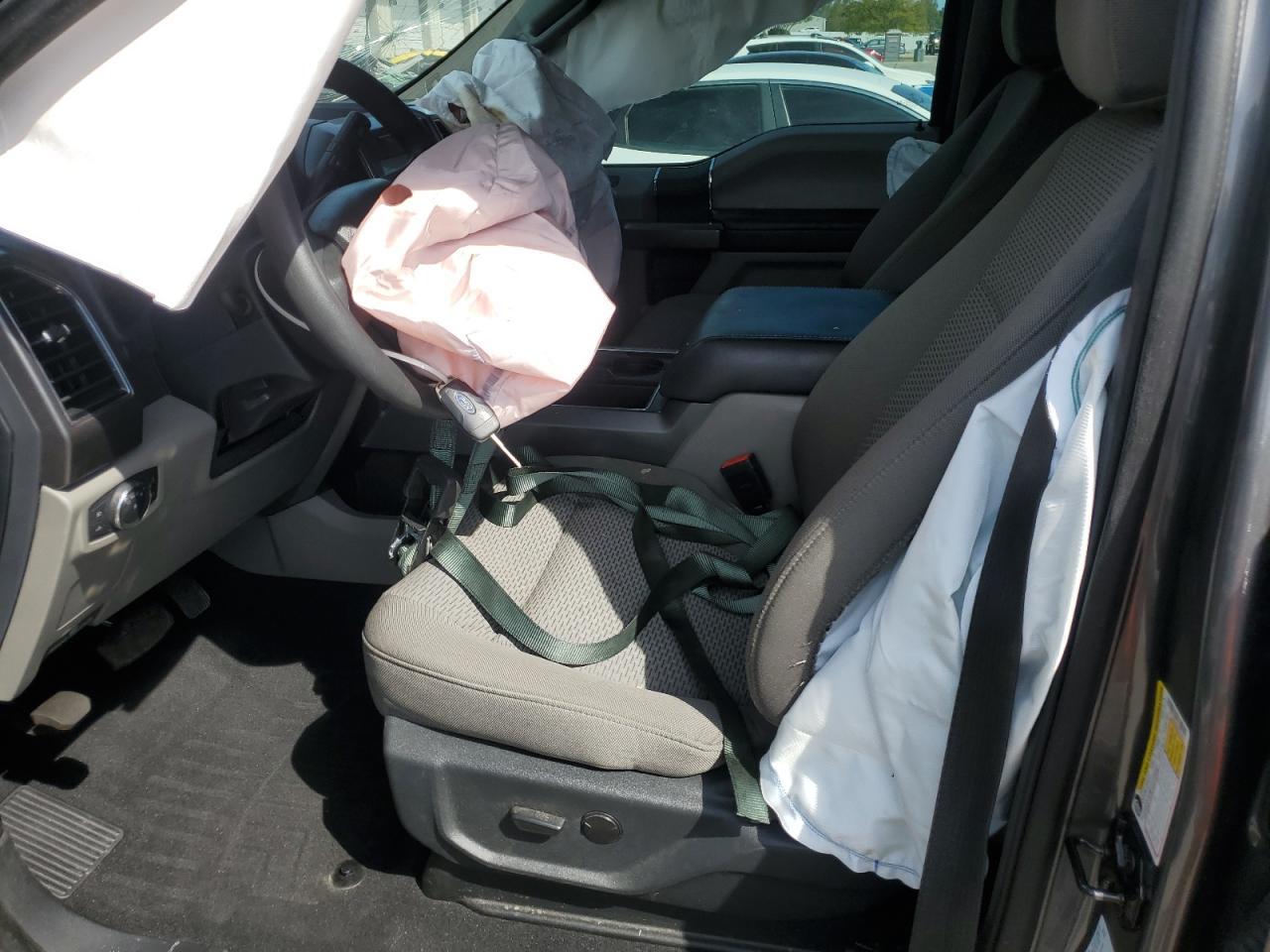 2022 Ford F250 Super Duty - Image 7