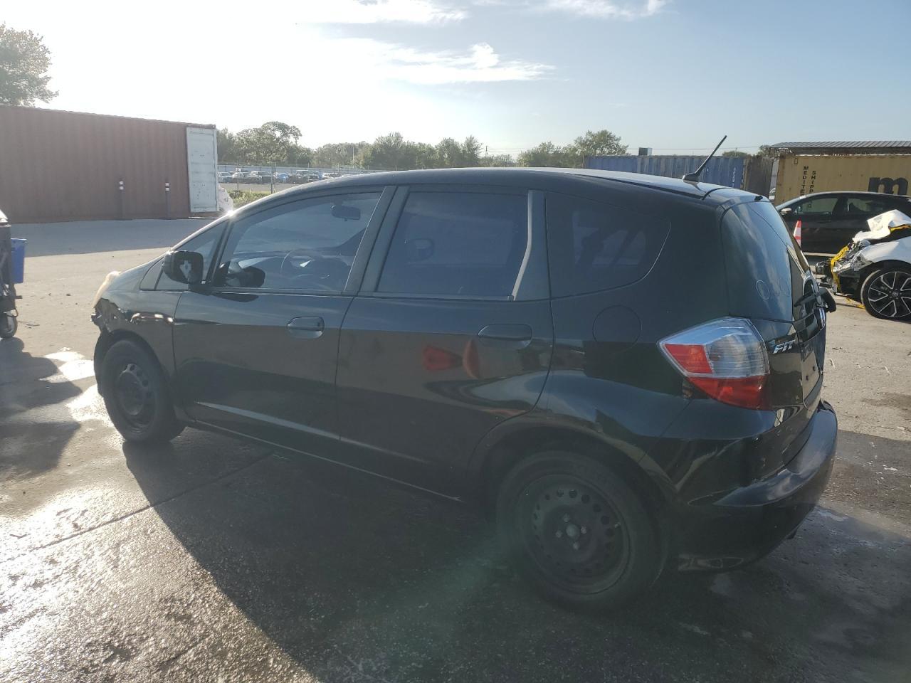 2013 Honda Fit - Фото 2
