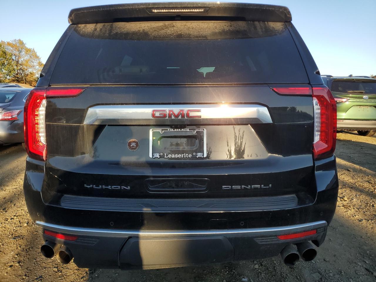 2023 GMC Yukon Denali - Фото 6