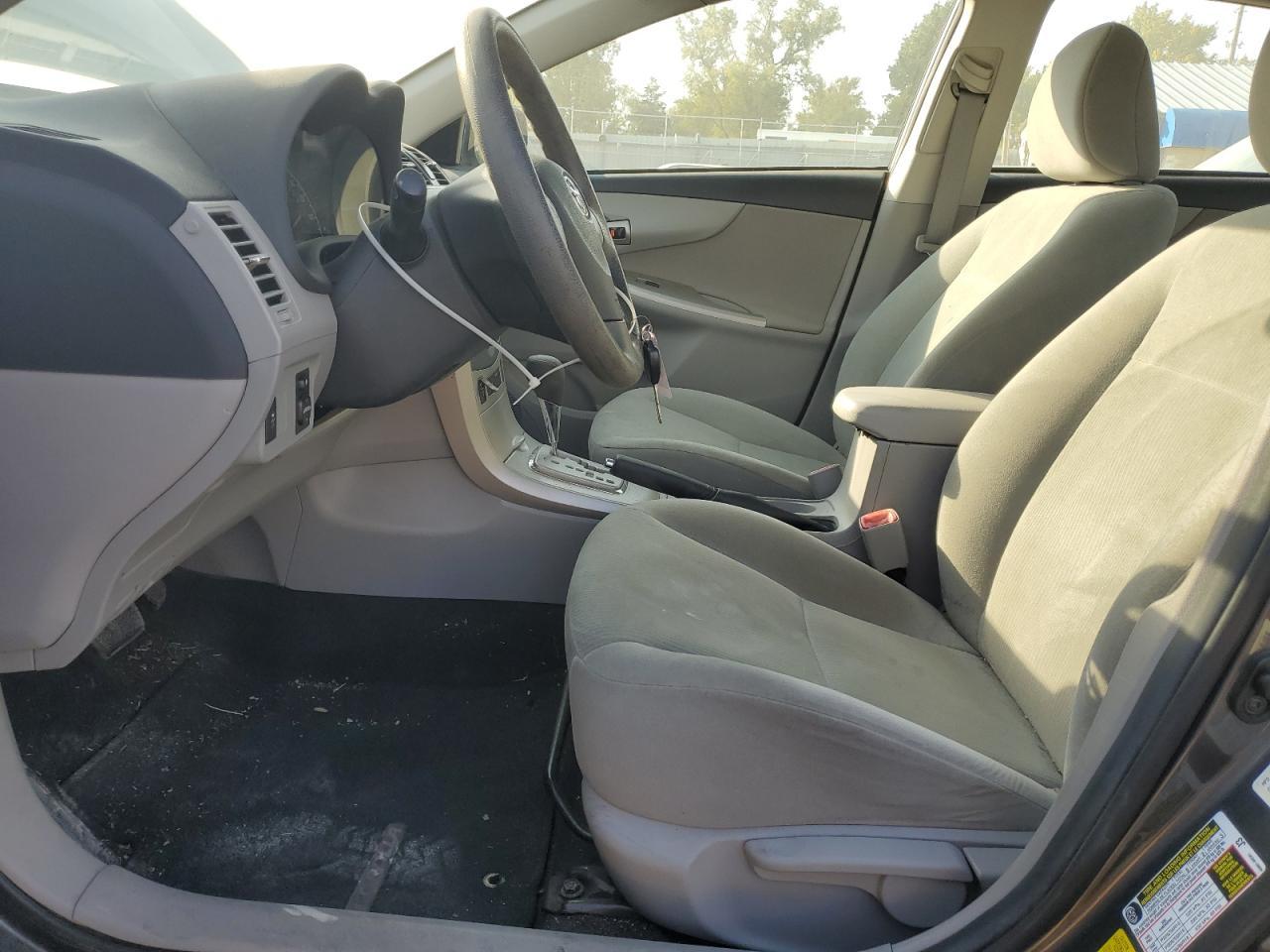 2013 Toyota Corolla Base - Image 7