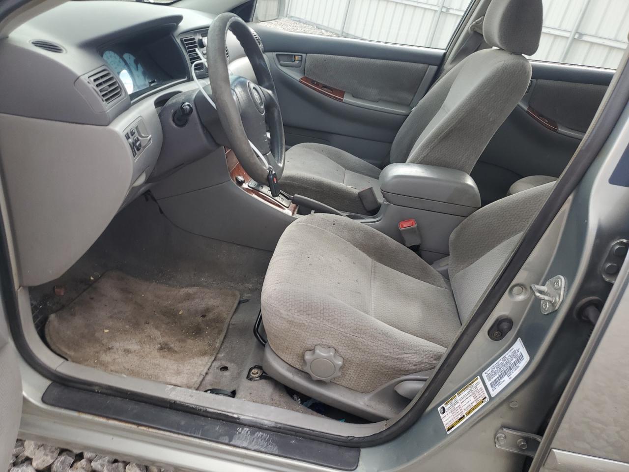 2004 Toyota Corolla Ce - Image 7