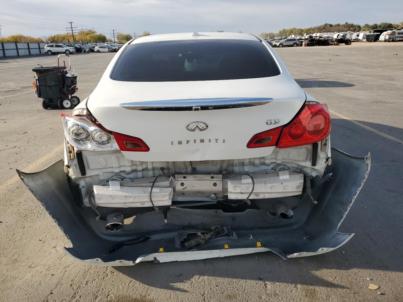 2012 Infiniti G37 Base - Фото 6