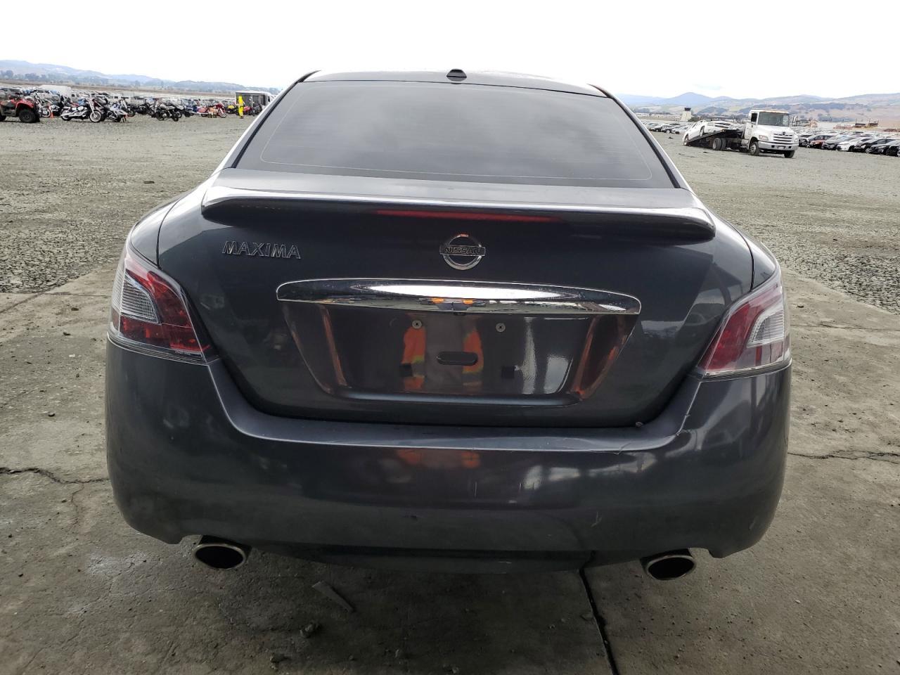 2012 Nissan Maxima S - Image 6