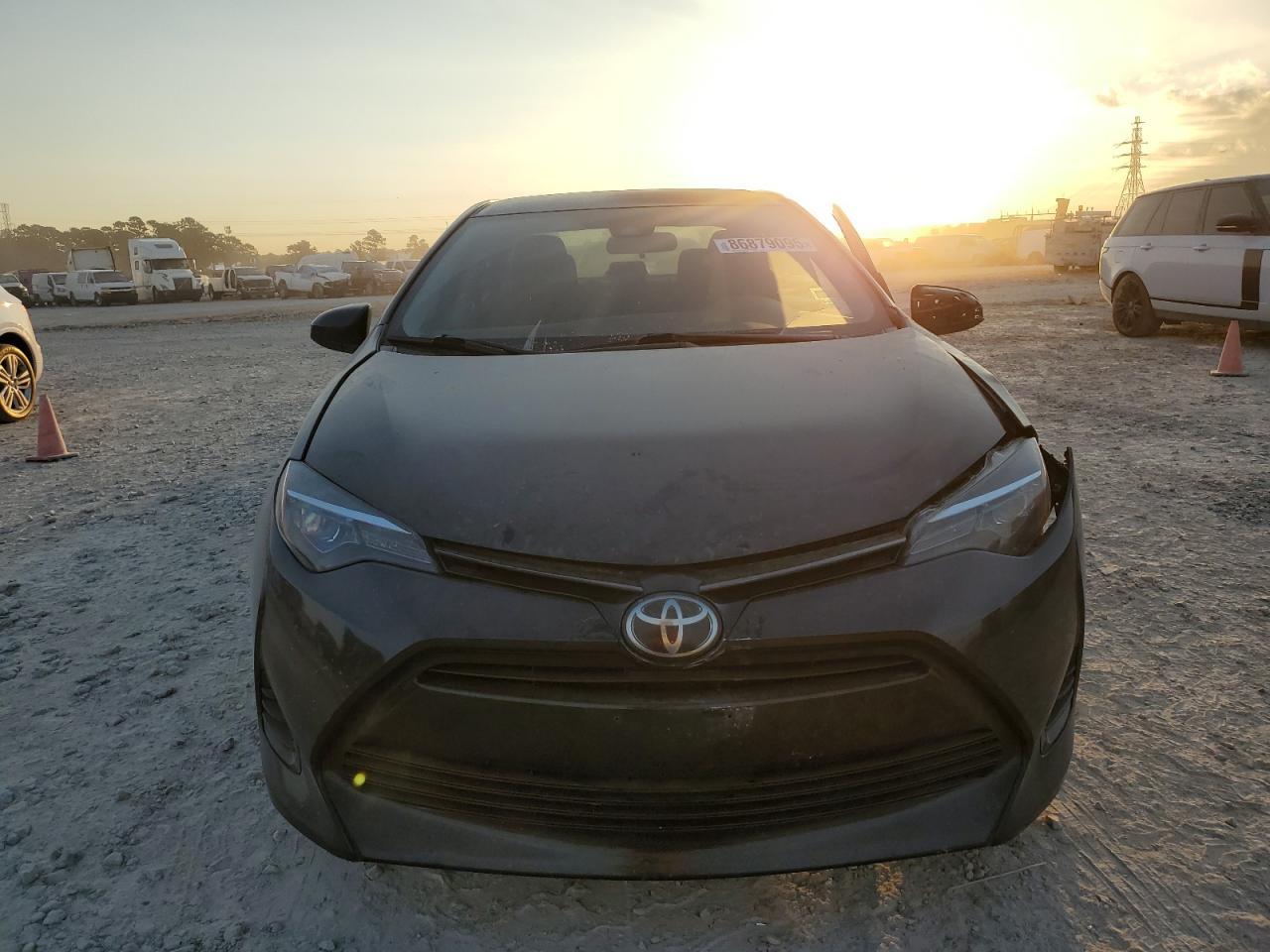 2017 Toyota Corolla L - Фото 5