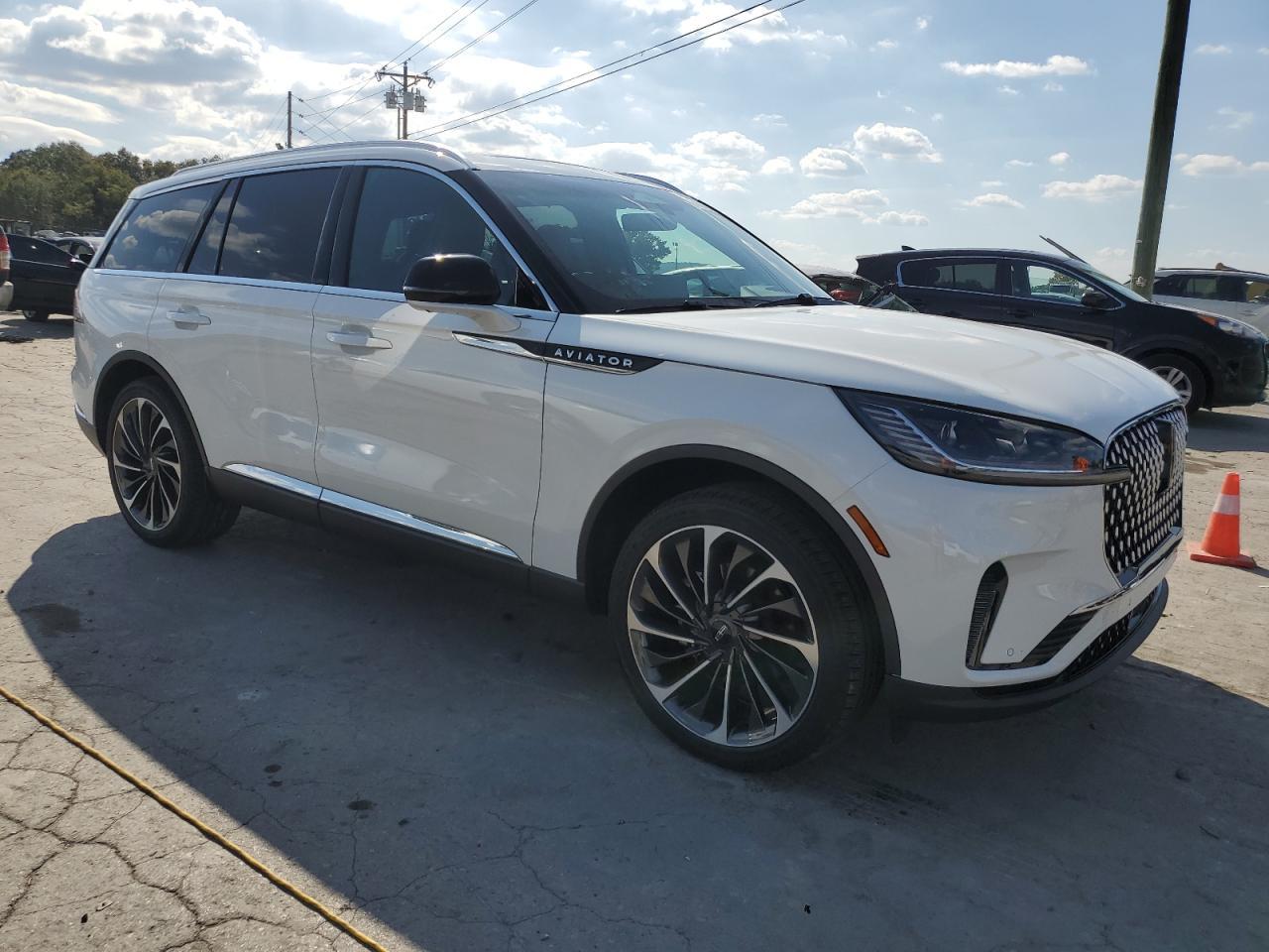 2025 Lincoln Aviator Reserve - Фото 4