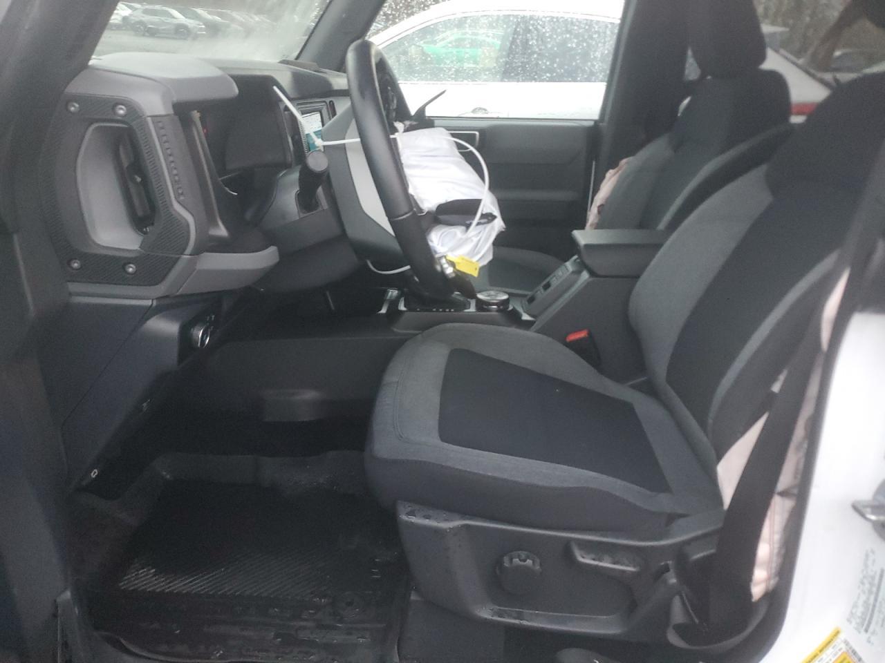 2023 Ford Bronco Base - Фото 7