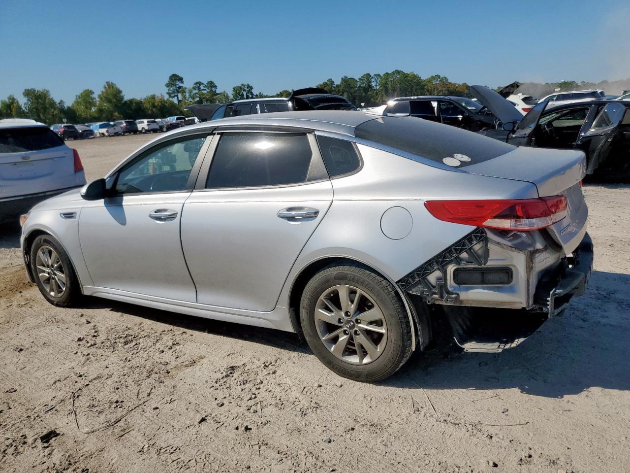 2016 Kia Optima Lx - Фото 2