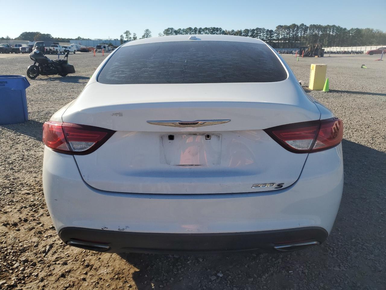 2015 Chrysler 200 S - Image 6