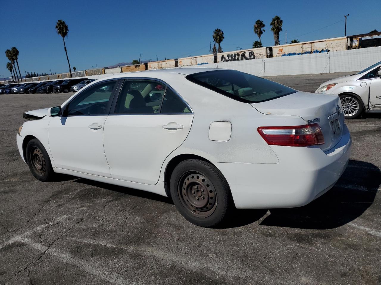 2008 Toyota Camry Ce - Фото 2