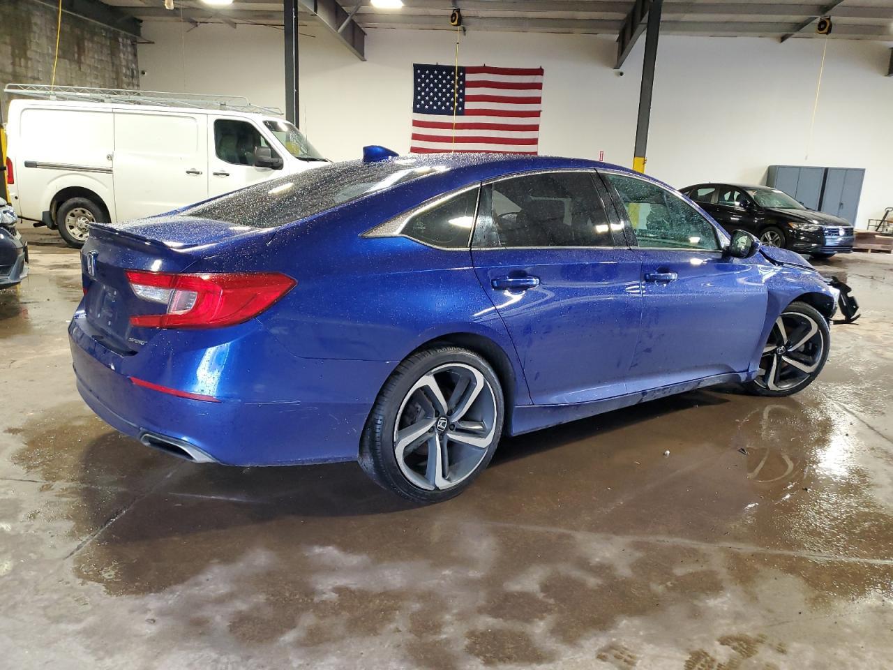 2018 Honda Accord Sport - Image 3