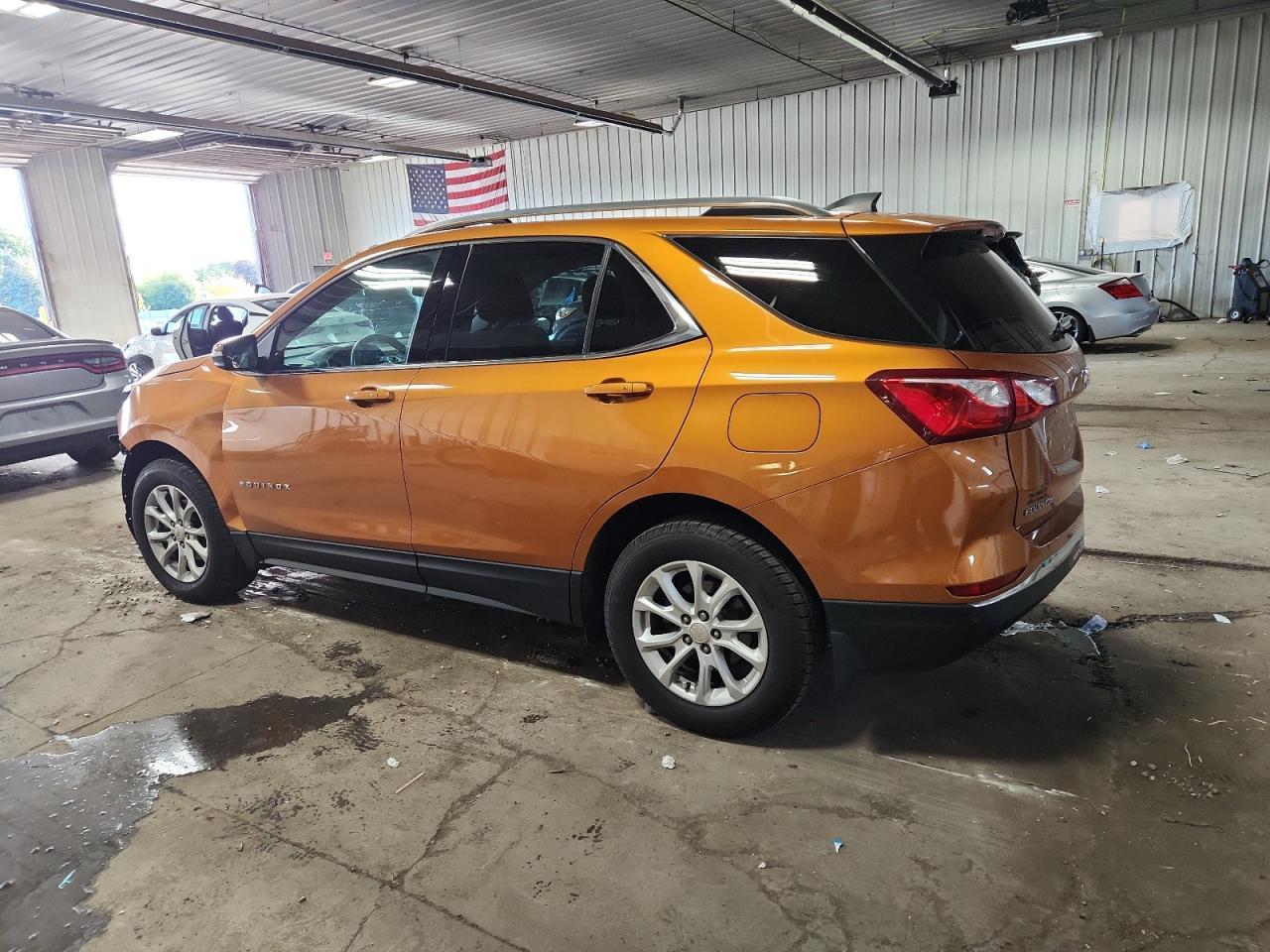2018 Chevrolet Equinox Lt - Фото 2