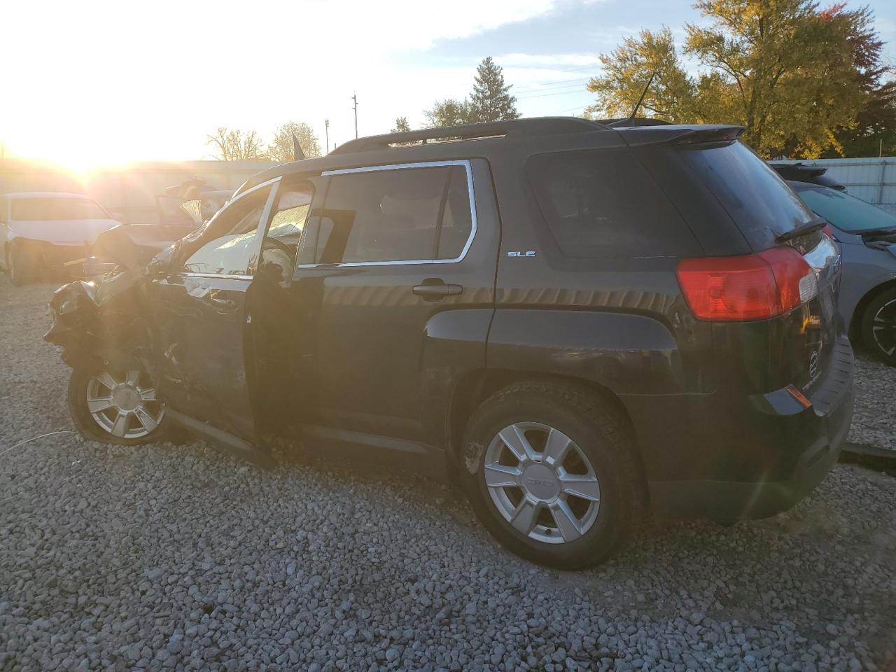 2013 GMC Terrain Sle - Image 2