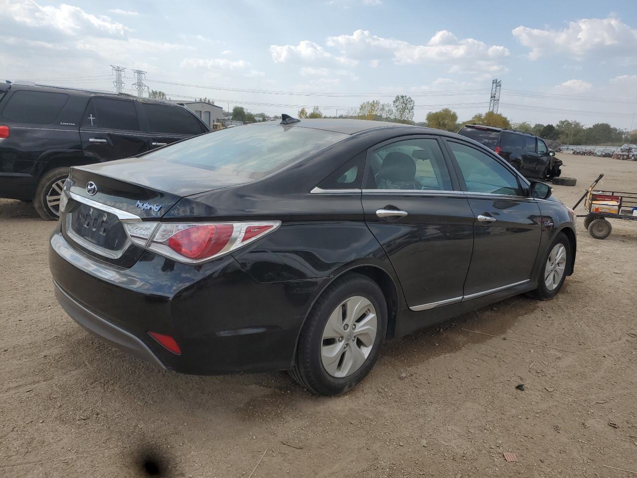 2015 Hyundai Sonata Hybrid - Фото 3