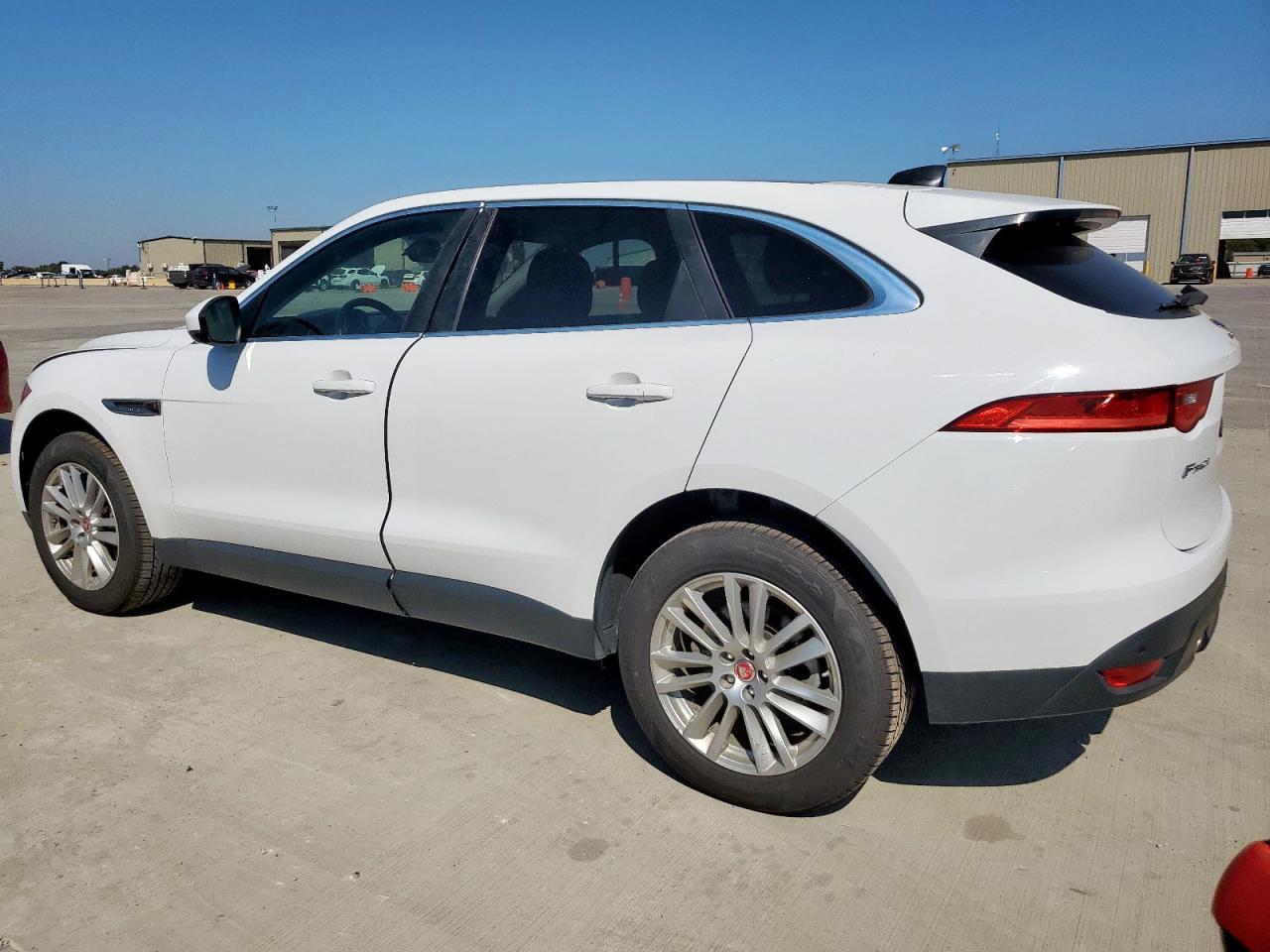 2020 Jaguar F-Pace Prestige - Image 2