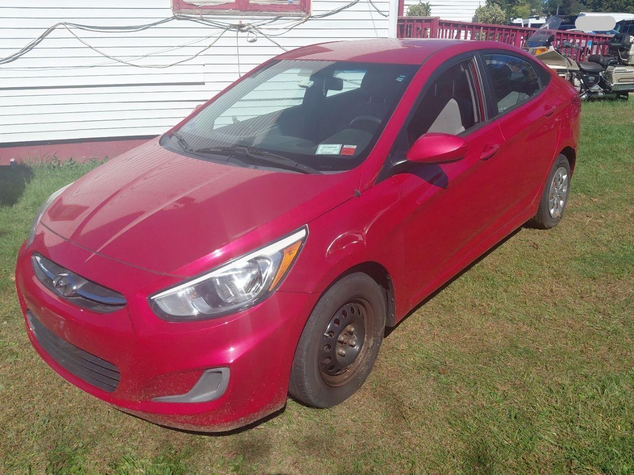 2016 Hyundai Accent Se - Фото 2