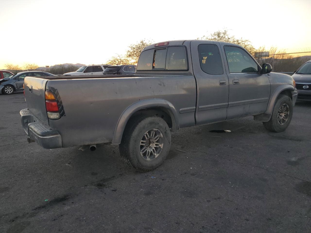 2000 Toyota Tundra Access Cab Limited - Image 3