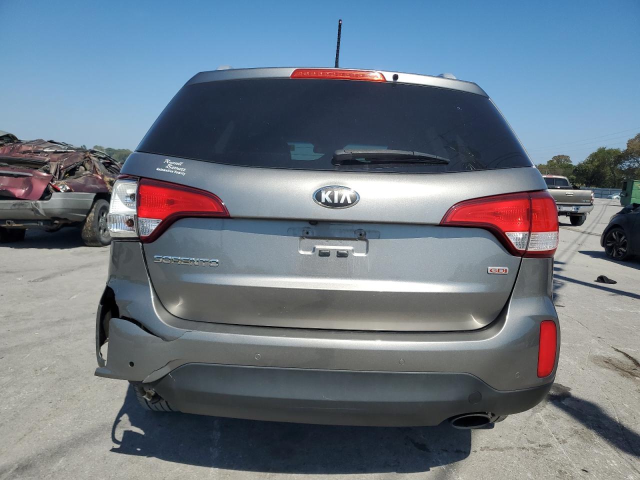 2014 Kia Sorento Lx - Image 6