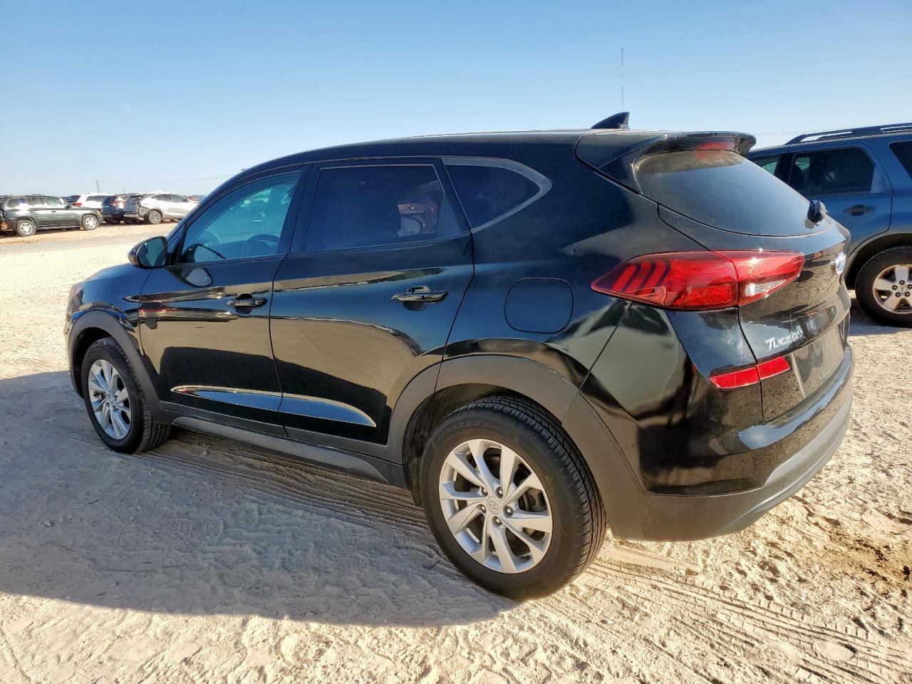 2019 Hyundai Tucson Se - Image 2