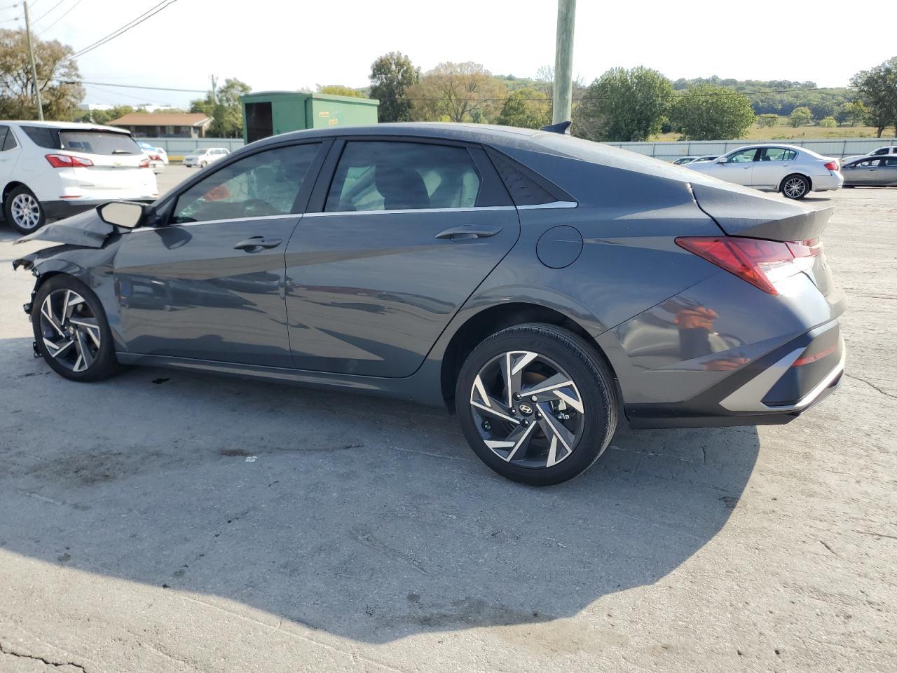 2024 Hyundai Elantra Sel - Фото 2