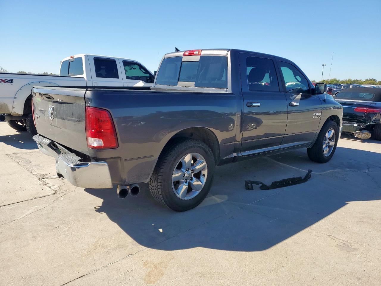 2016 Dodge Ram - Image 3