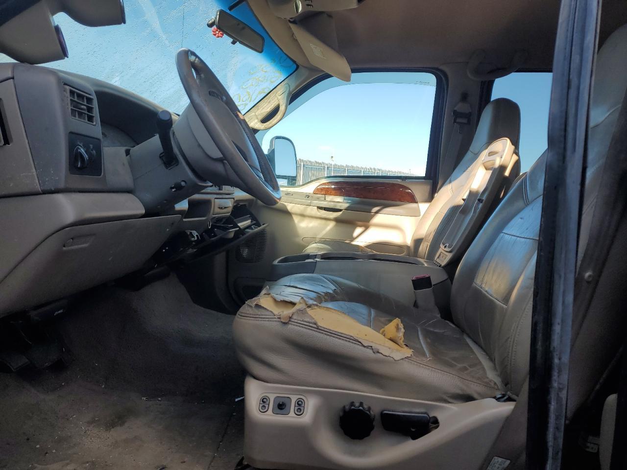 2000 Ford F250 Super Duty - Image 7