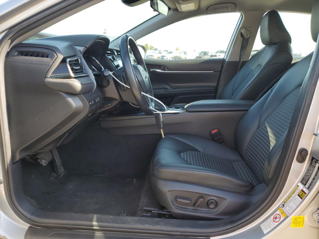 2019 Toyota Camry L - Image 7