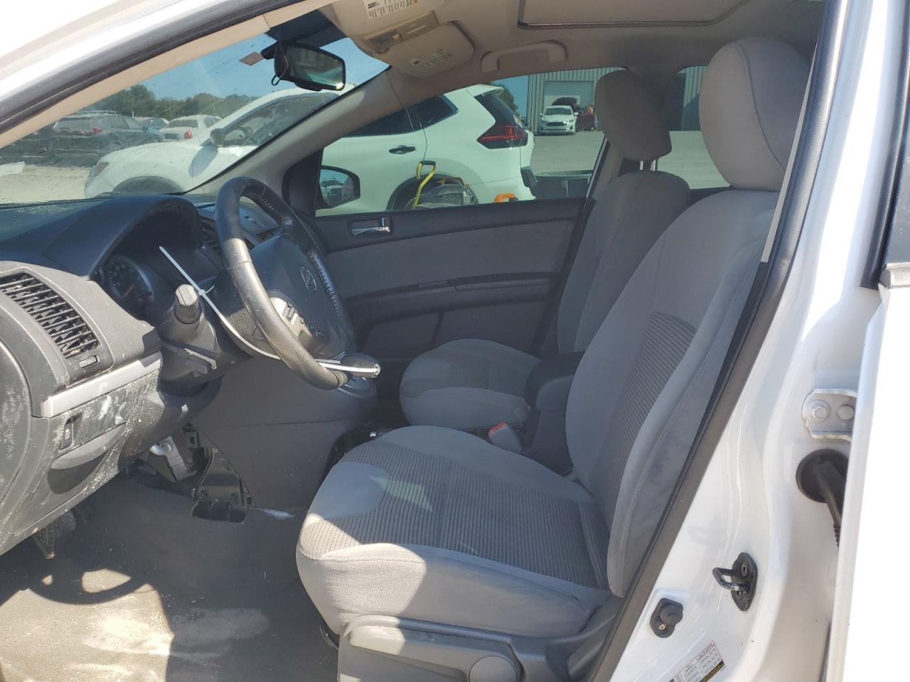 2012 Nissan Sentra - Фото 7