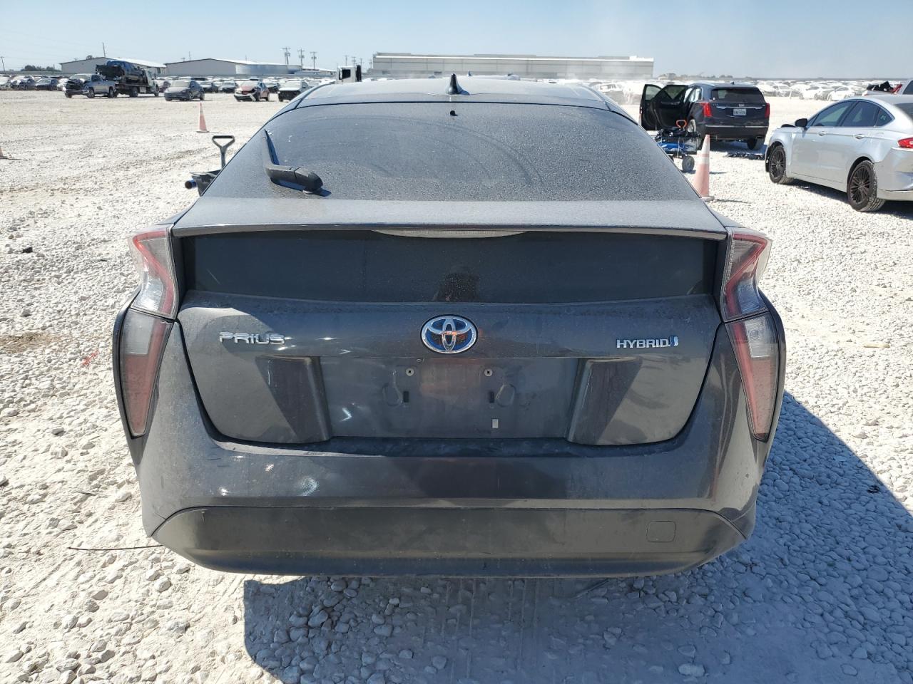 2016 Toyota Prius - Image 6