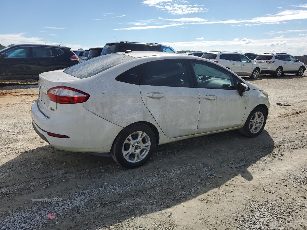 2014 Ford Fiesta Se - Image 3