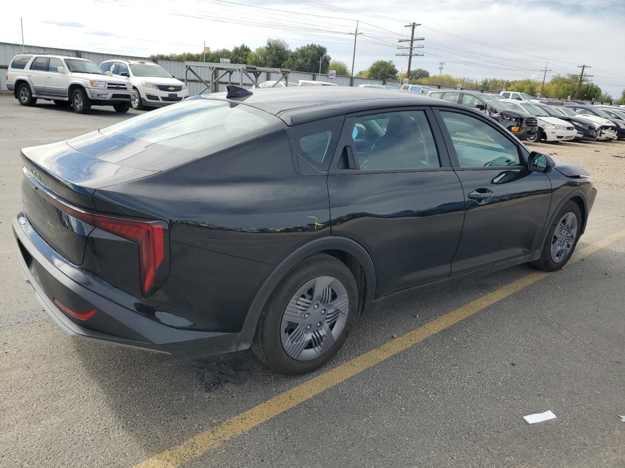 2025 Kia K4 Lx - Image 3