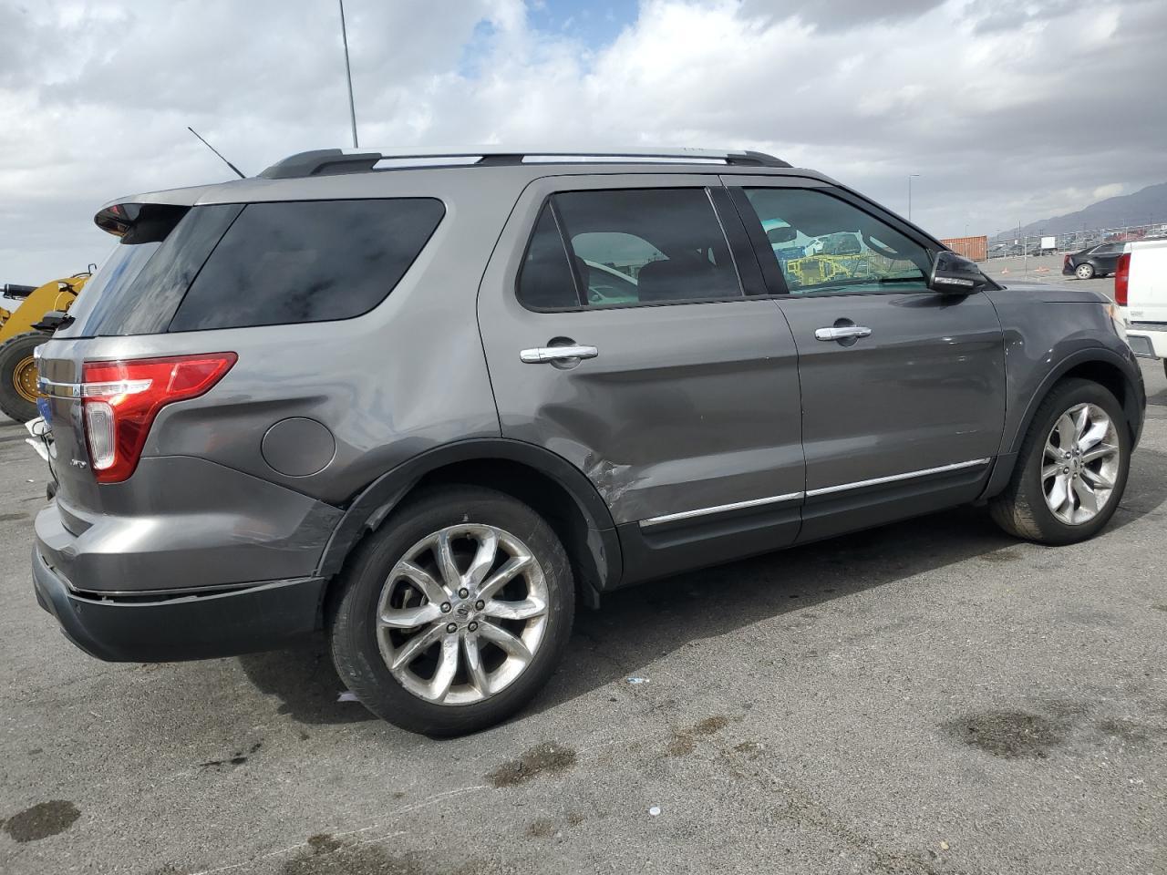 2012 Ford Explorer Xlt - Фото 3