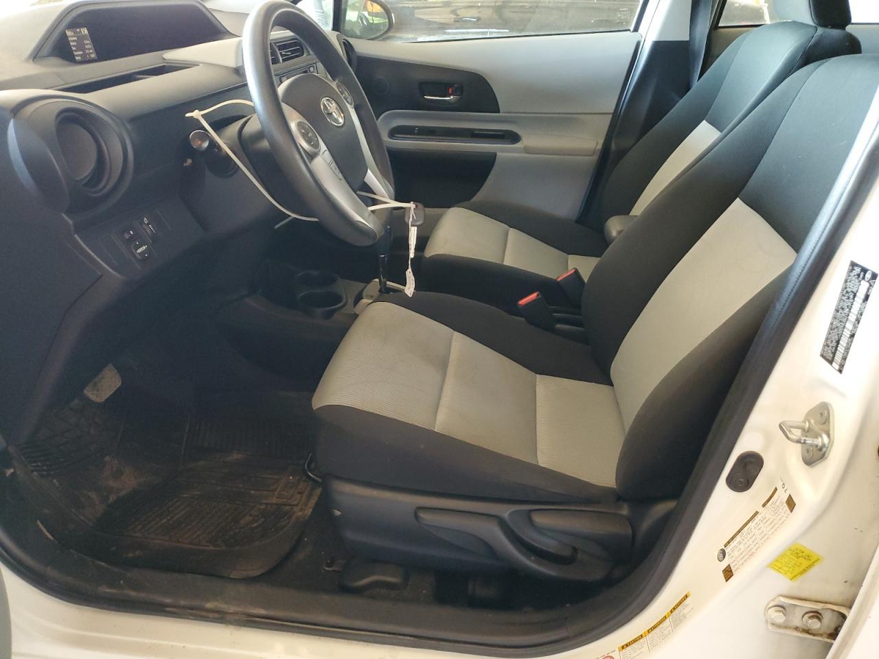 2012 Toyota Prius C - Фото 7