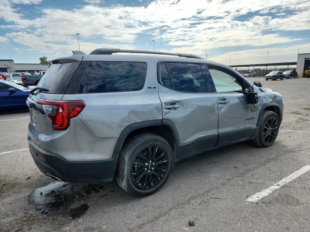 2023 GMC Acadia Sle - Image 3