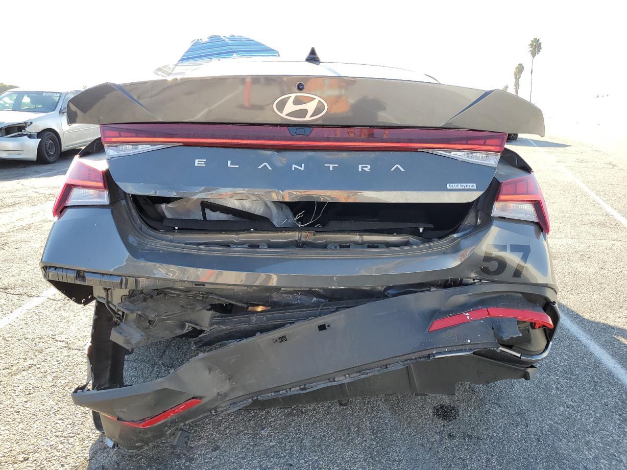 2025 Hyundai Elantra Blue - Image 6