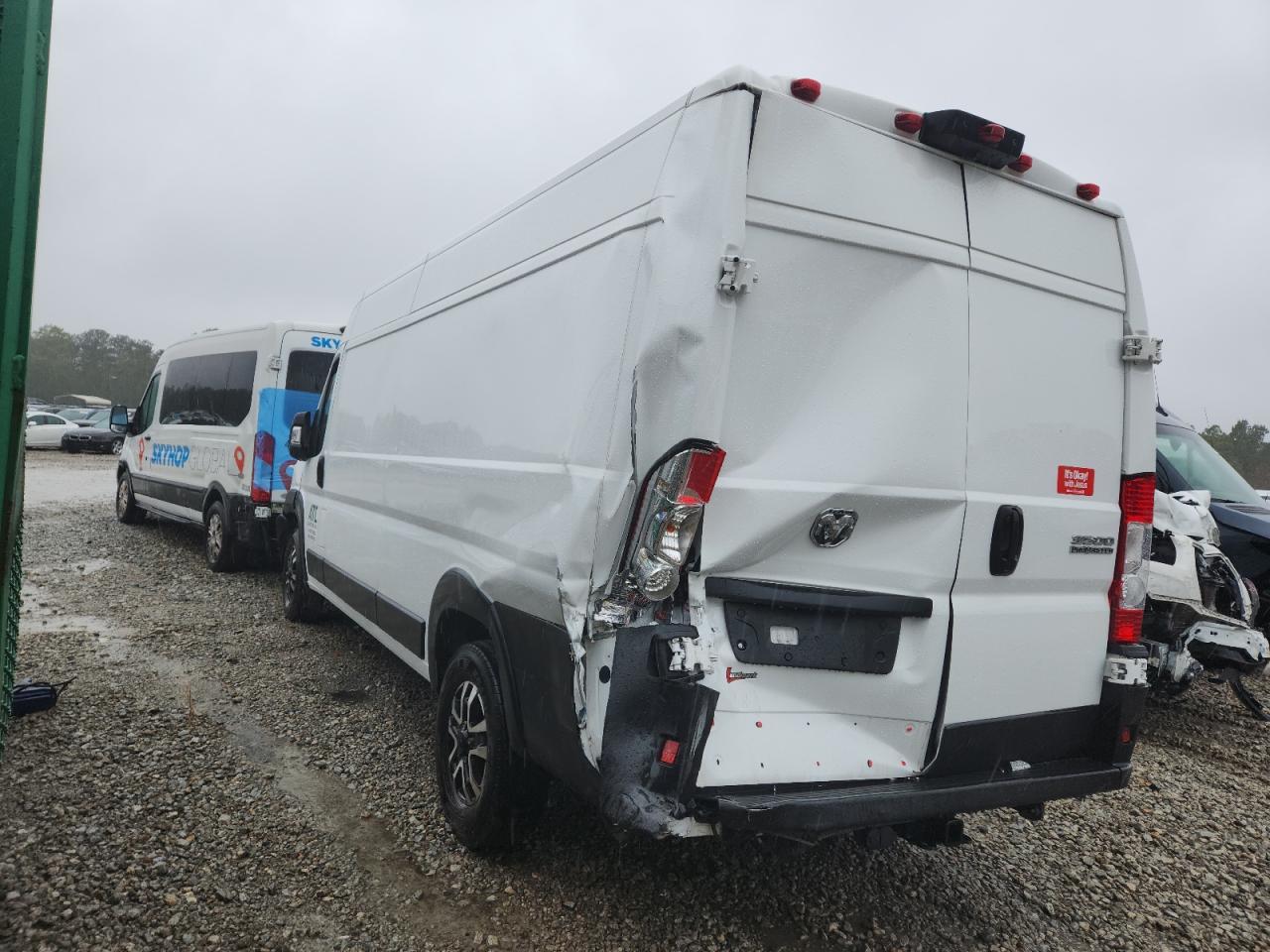 2024 Ram Promaster Van - Image 2