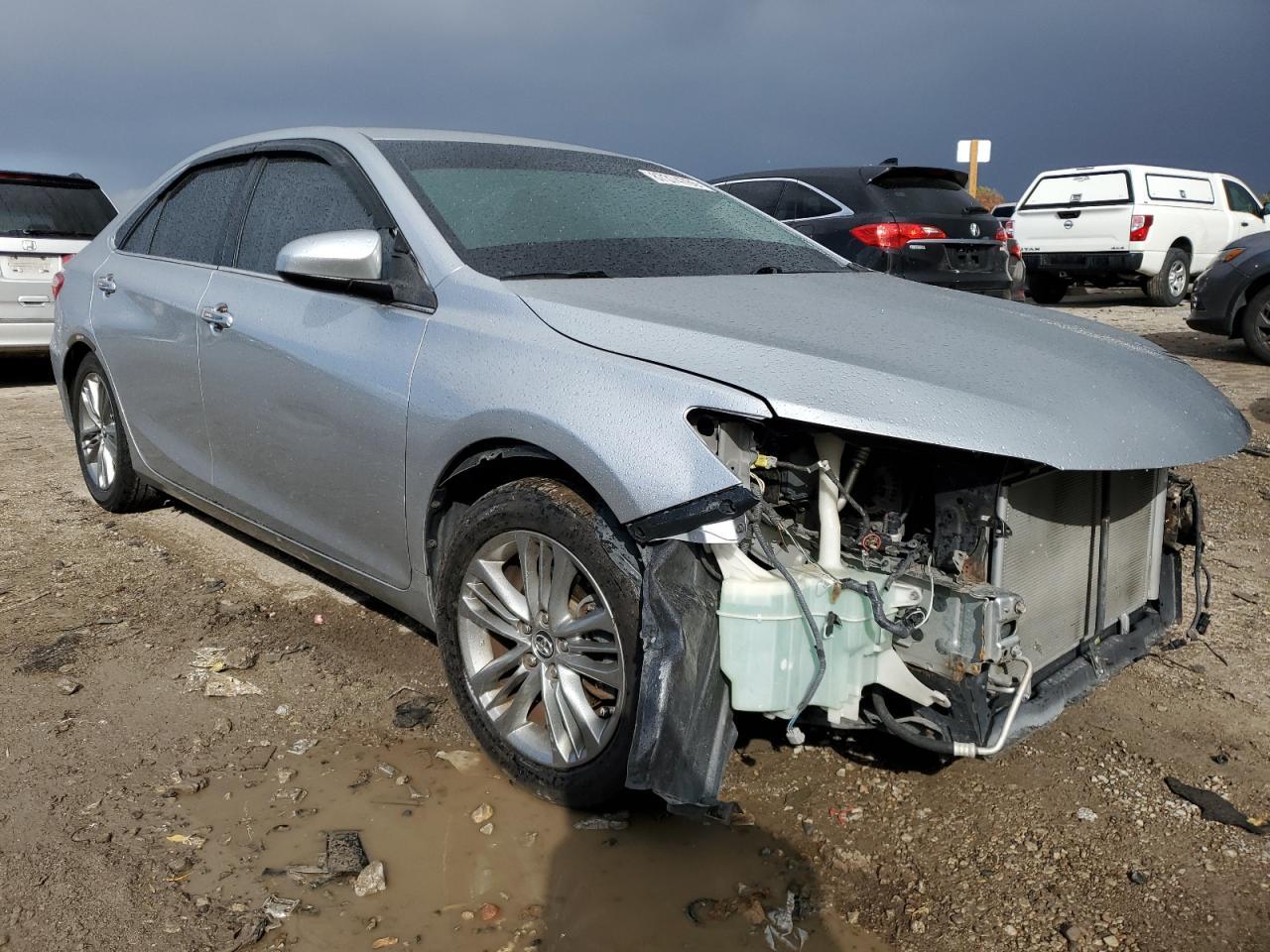 2015 Toyota Camry Le - Фото 4