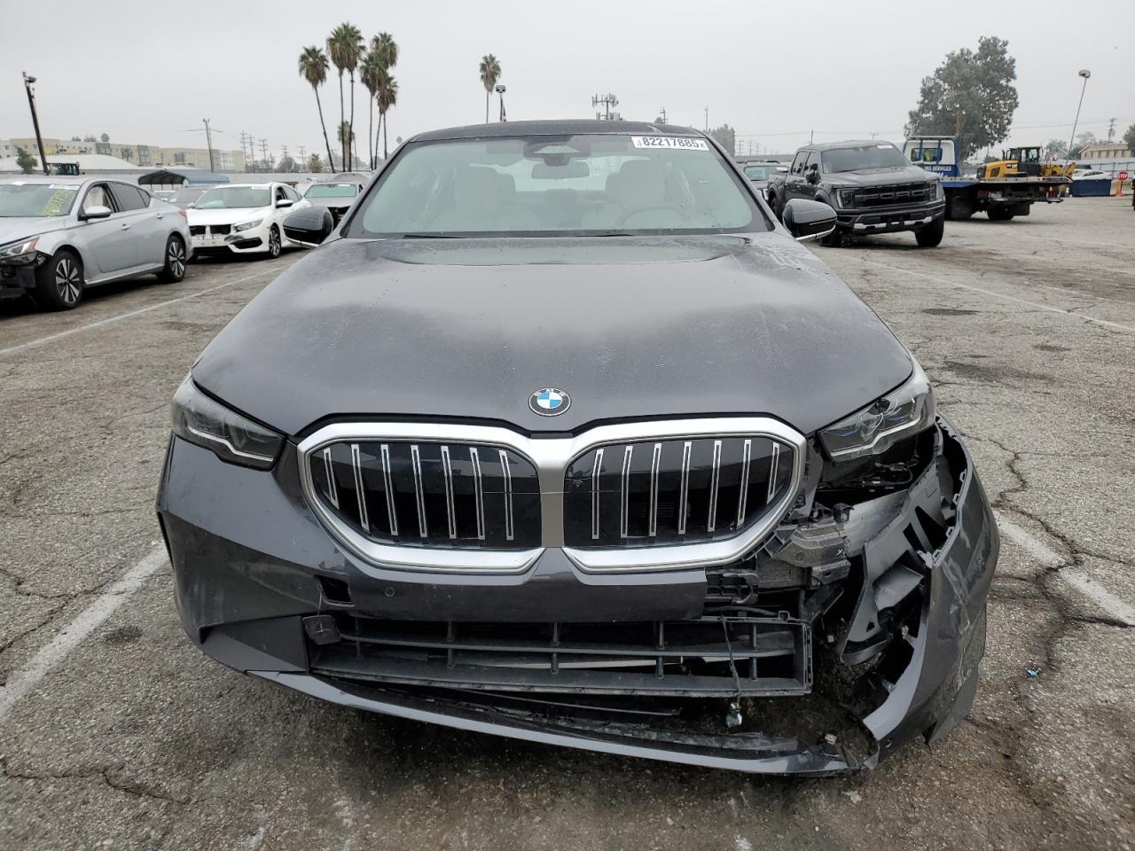 2025 BMW 530 I - Фото 5