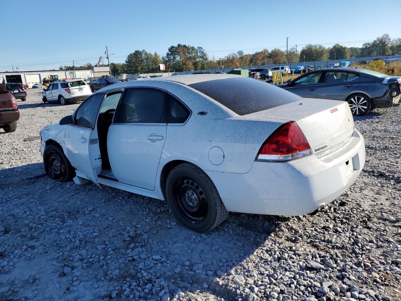 2014 Chevrolet Impala Limited Police - Фото 2