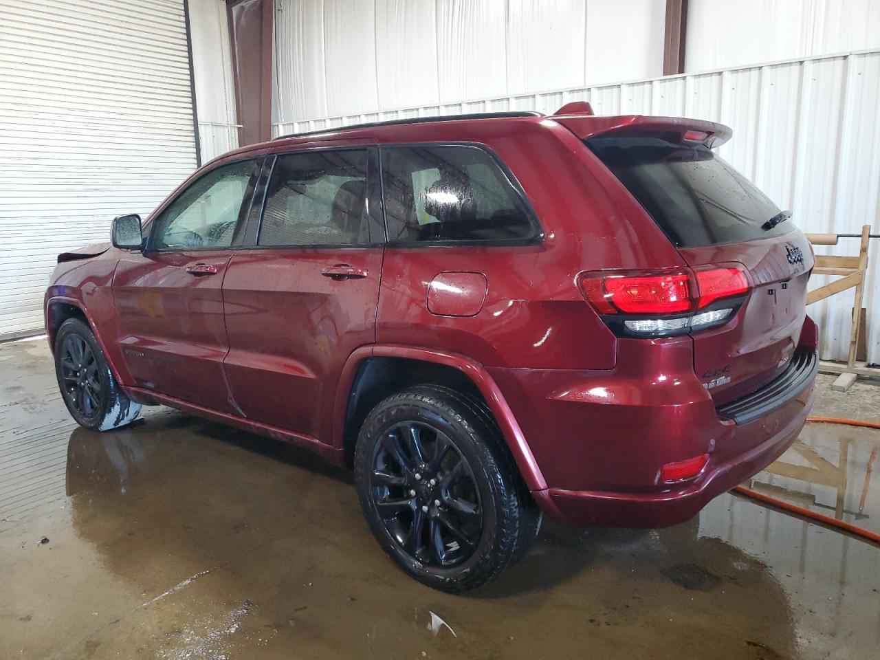 2019 Jeep Grand Cherokee Laredo - Фото 2
