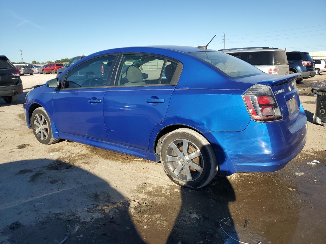 2012 Nissan Sentra 2.0 - Фото 2