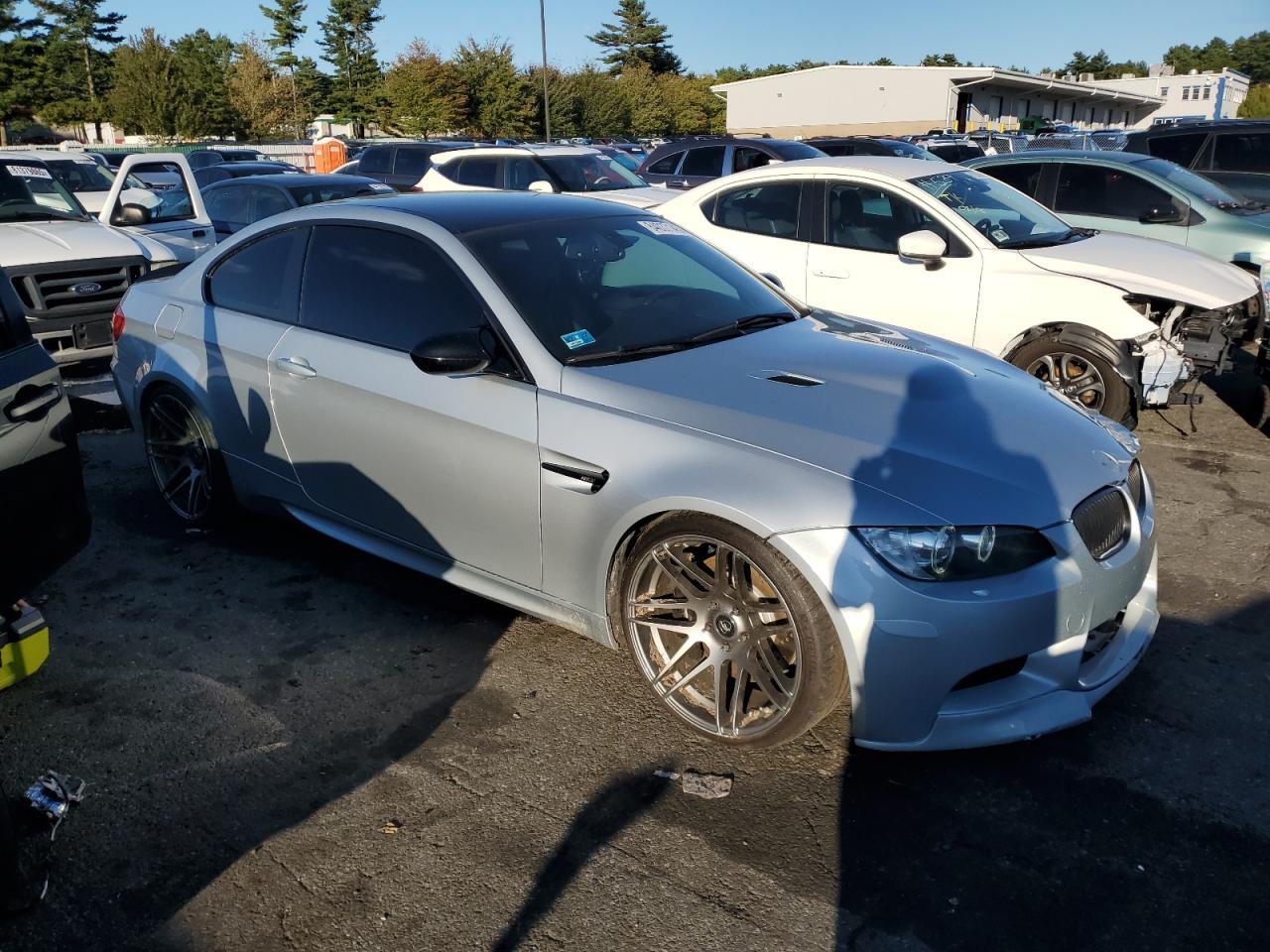 2011 BMW M3 - Фото 4